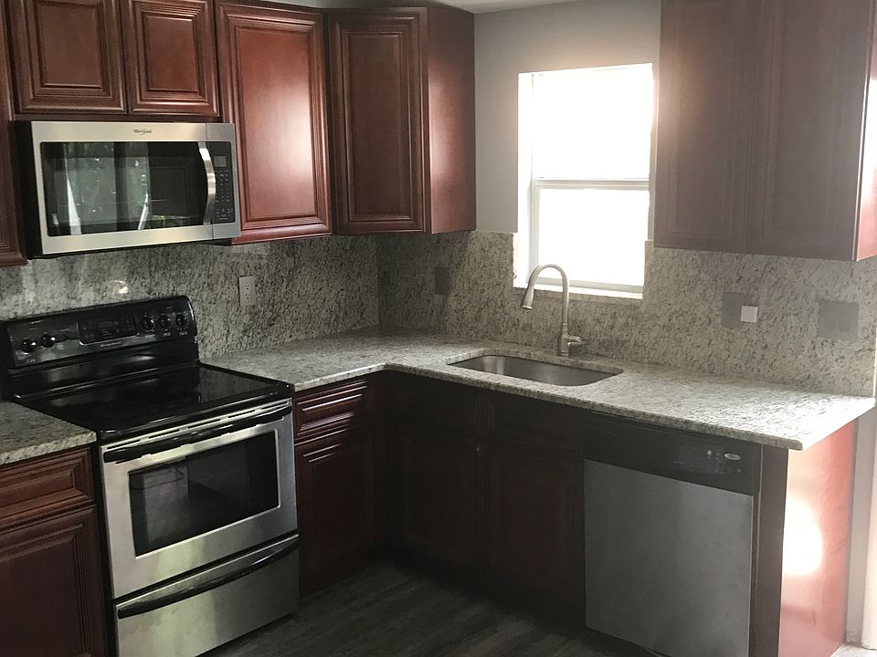 1st image of 1203 Piney Branch Cir