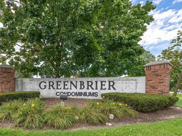 10625 N Ivy COURT, Mequon, WI 53092