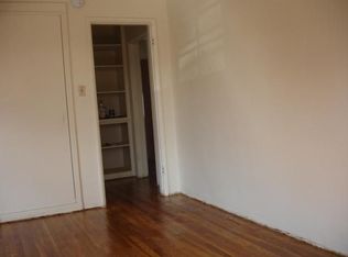 221 S Lake St, Los Angeles, CA 90057