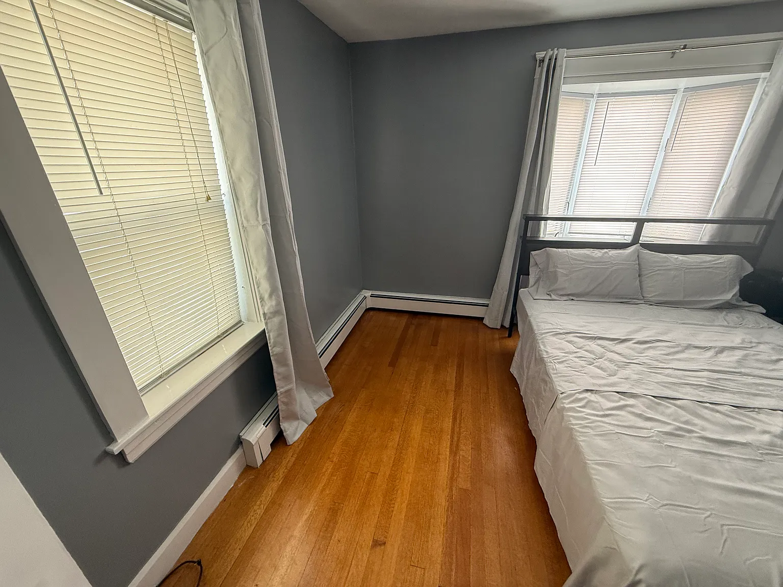 16 Central Ct — Photo 2