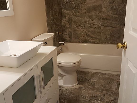 4th image of 8001 Sara Jane Ln