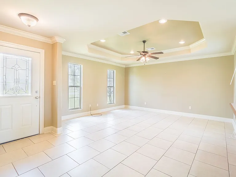 926 Lillian Michel Dr — Photo 17