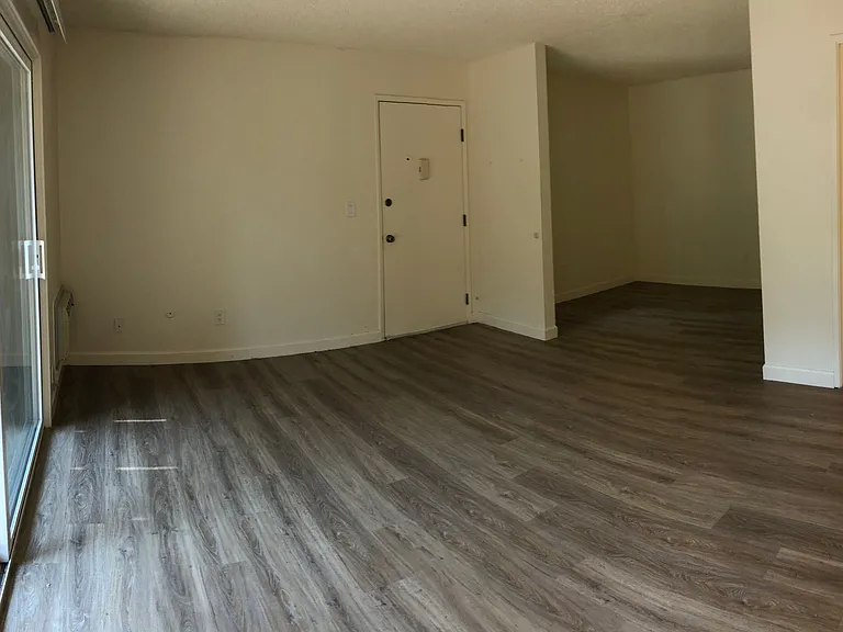 Terrace Apartments — Photo 10