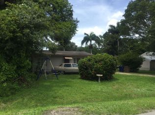 328 New York Dr, Fort Myers, FL 33905