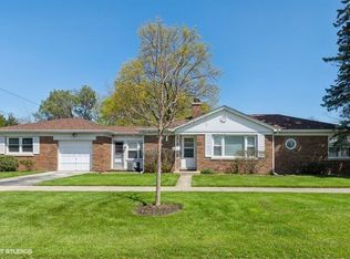 310 N 8th Ave, Des Plaines, IL 60016