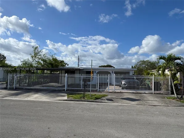 222 W 37th St, Hialeah, FL 33012