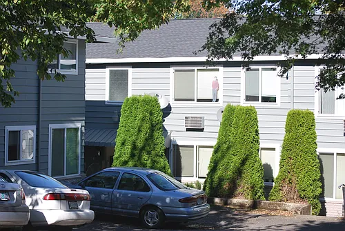 1819 SE Stark St #1819 Photo 1
