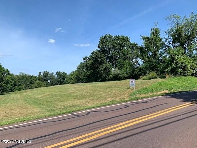 1st image of Woodbine Ln