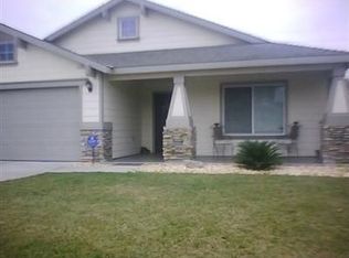 1199 Hoover Way, Hanford, CA