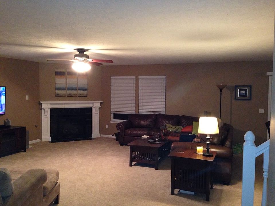 2nd image of 5684 W Woodview Trl