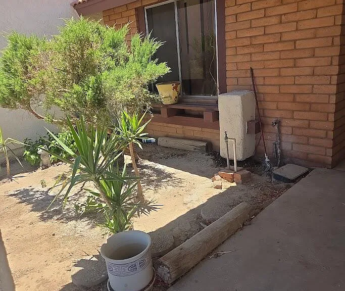 11226 S Tomi Dr — Photo 2