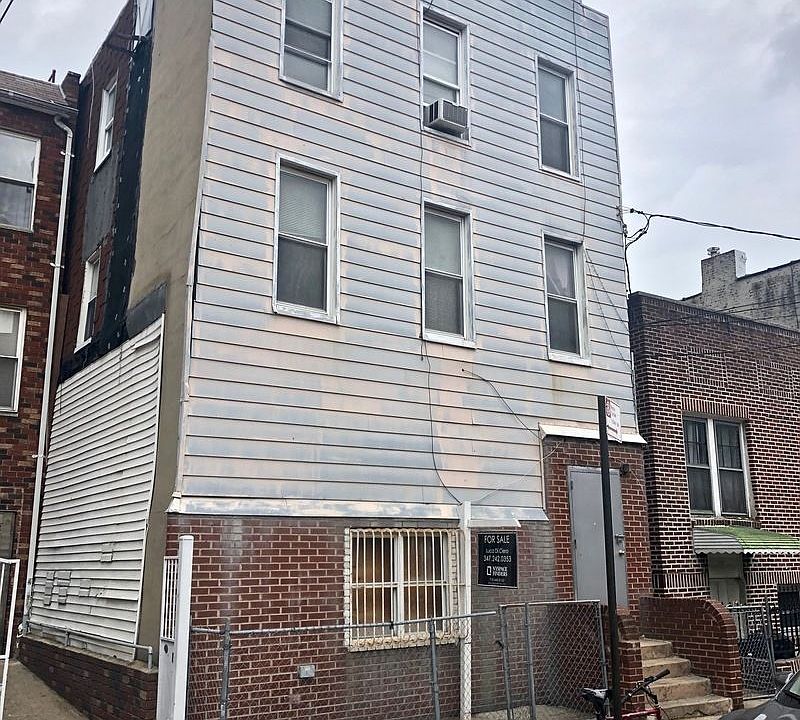 1st image of 3548 32nd St