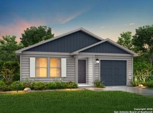 312 Warehouse Rd, Victoria, TX 77905