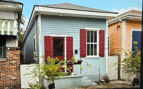 1735 Urquhart St Photo 1