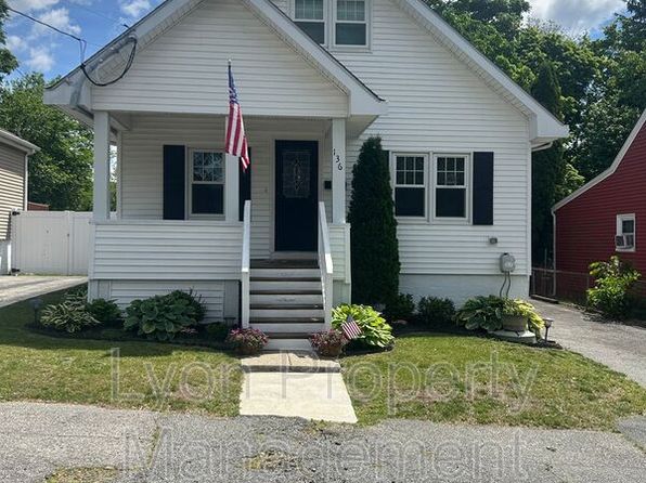 136 Aborn Ave, Warwick, RI
