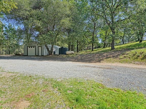 3rd image of 6451 Mary Ann Ln