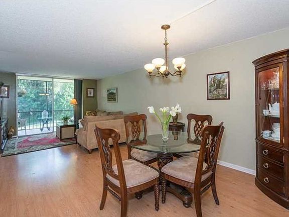 5th image of 300 S Hollybrook Dr APT 204
