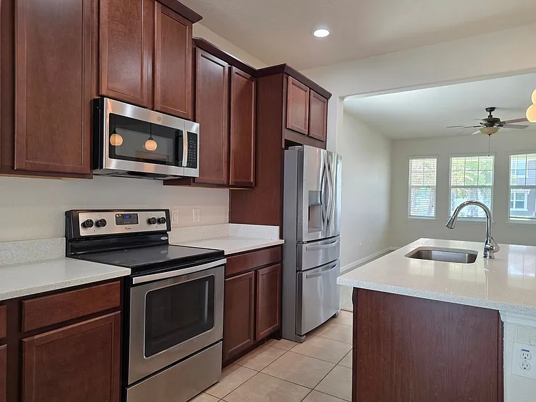 4772 Silver Birch Way — Photo 10