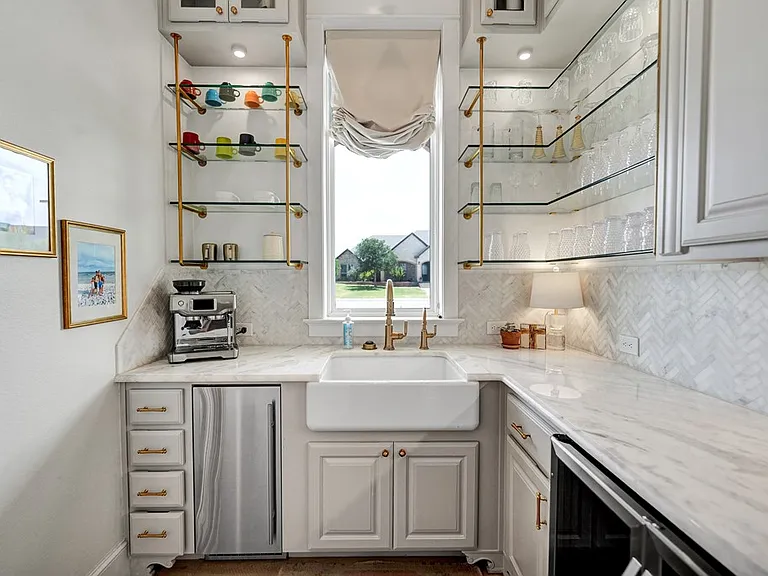 6500 Montero Ln — Photo 12