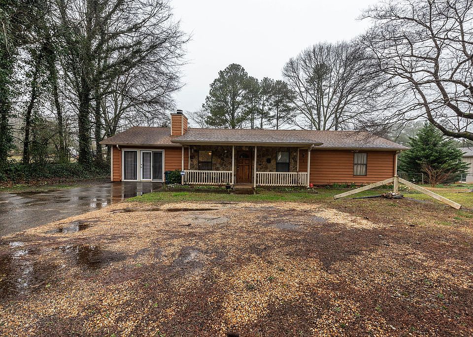 1st image of 2225 E Cherokee Dr