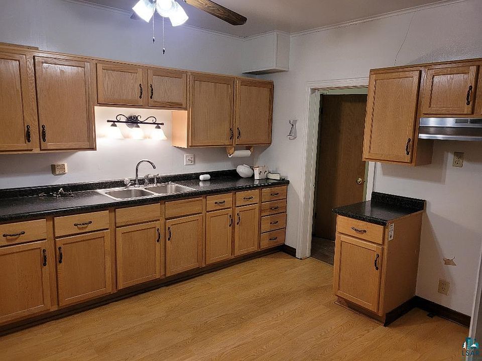 2nd image of 119 S 5th St