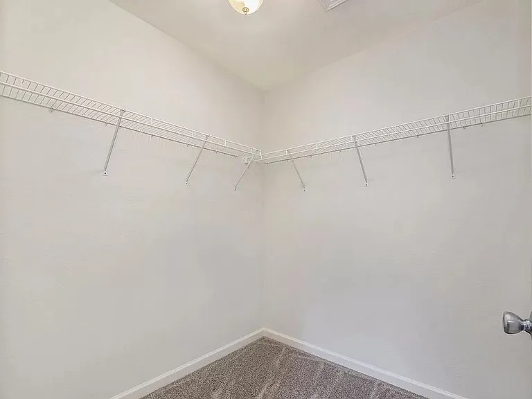 1010 W Villas Dr — Photo 15