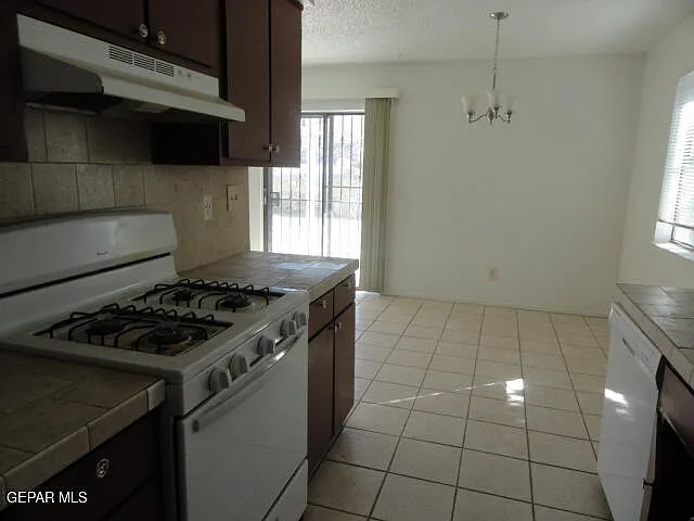 712 Arredondo Dr — Photo 5