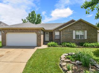 3344 E Swallow St, Springfield, MO 65804