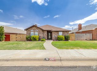 4907 Pleasant Dr, Midland, TX 79703