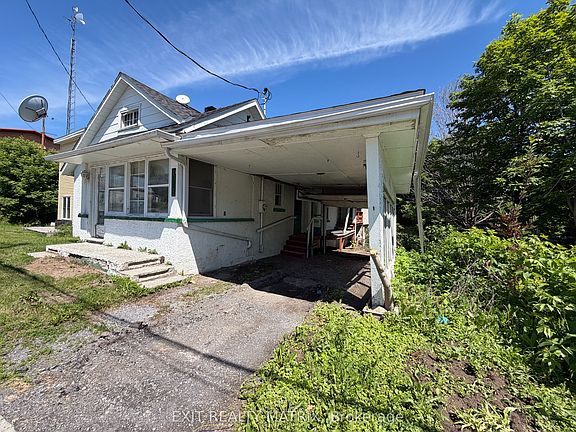 2nd image of 5119 County Road 10 Rd
