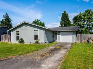 6136 Sunshine Dr, Ferndale, WA 98248