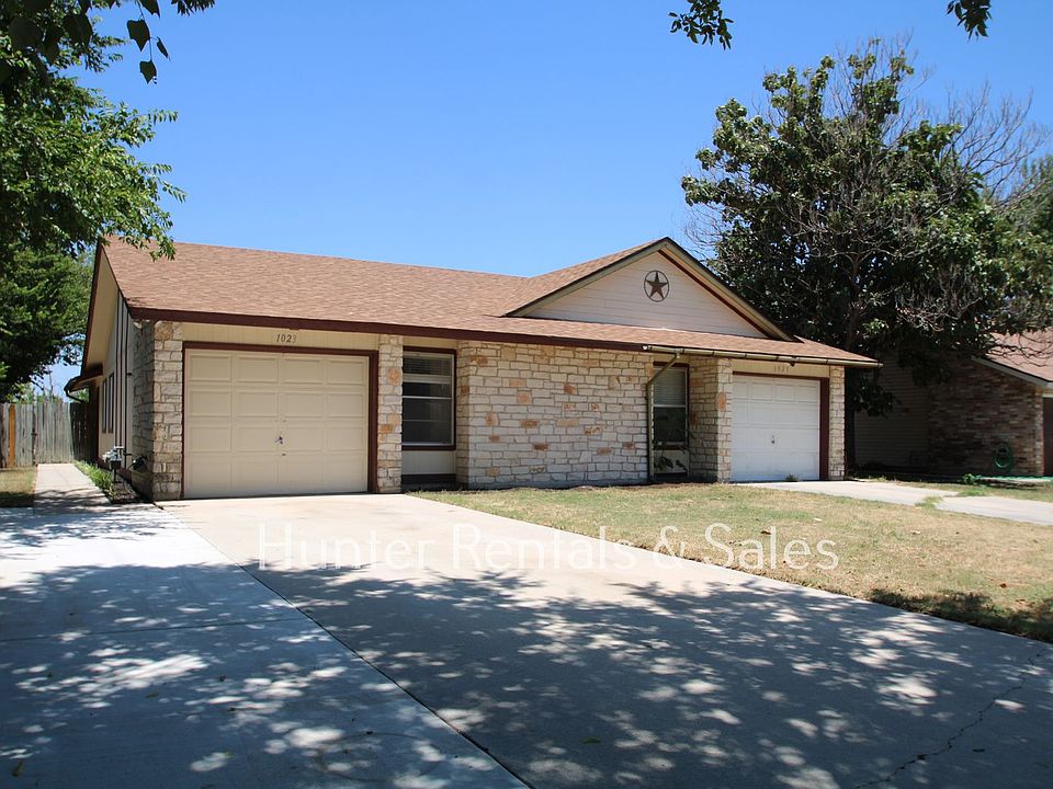 1st image of 1023 Royal Vista Dr