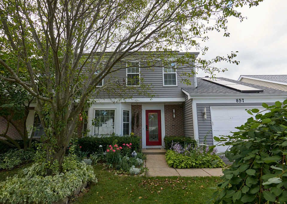 1st image of 857 Cambridge Dr