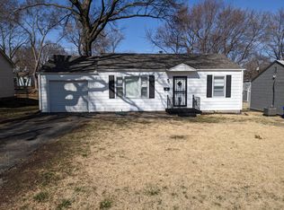 11216 W 67th Ter, Shawnee, KS 66203