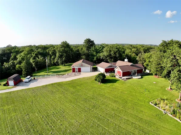 12432 K Dr, Perry, IA 50220