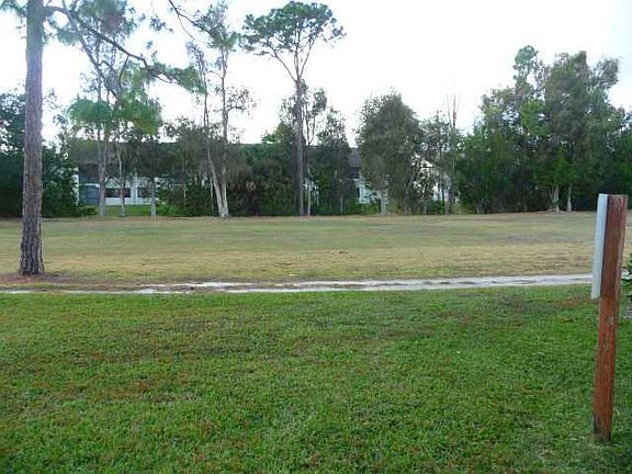 5th image of 4712 E Lucerne Lakes Boulevard #102