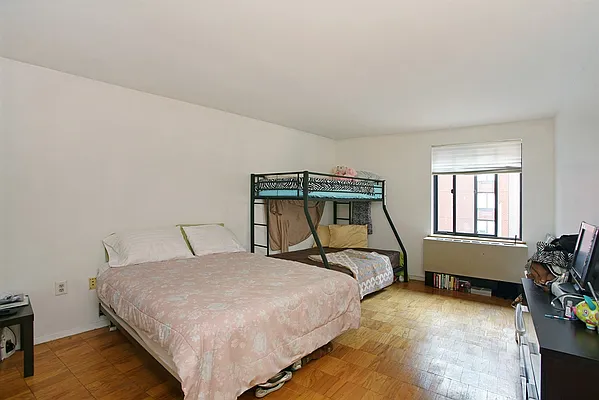 Sold by Corcoran | media 3