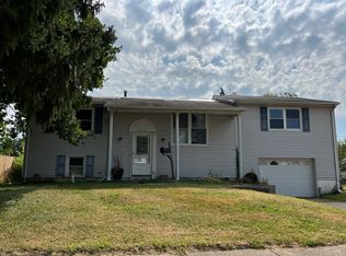 460 Glenapple Dr, New Carlisle, OH 45344