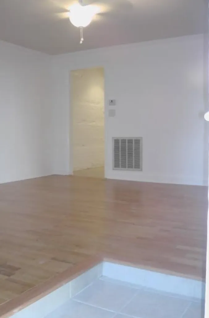 2 bed, 958 sqft, $1,100 — Photo 3