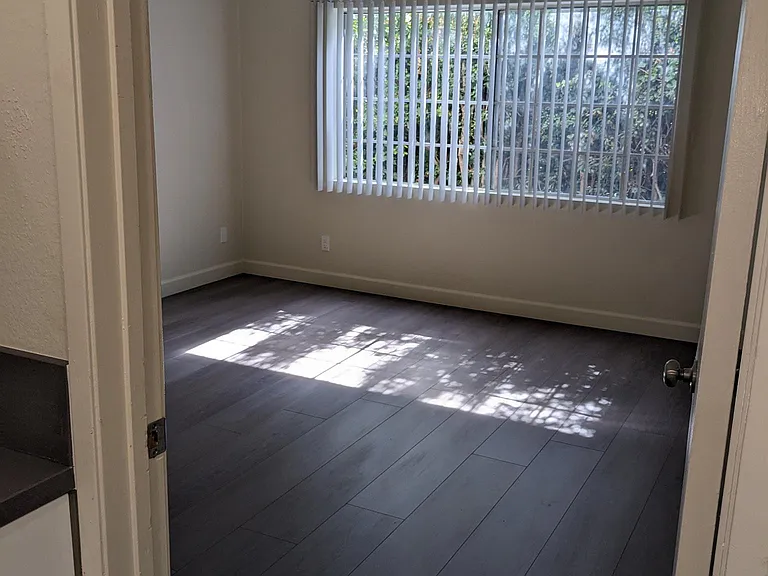 1815 S Purdue Ave #104 — Photo 14