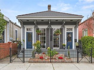 830 4th St, New Orleans, LA 70130