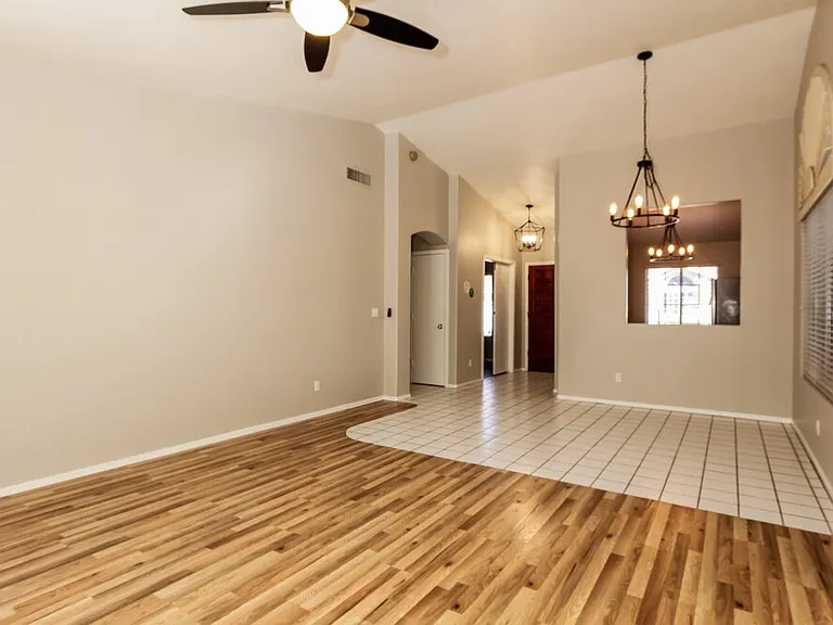 7034 N 28th Dr — Photo 5