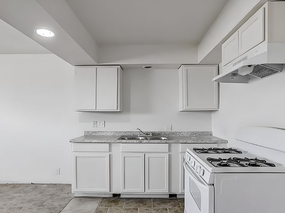 1932 Erin Drive 1932 Erin Dr Needles CA Zillow