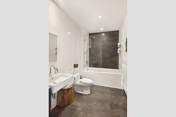 Sold by Stribling | media 8