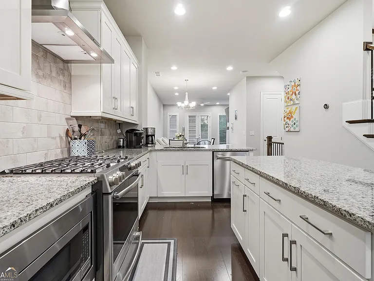 4245 Deming Cir — Photo 16