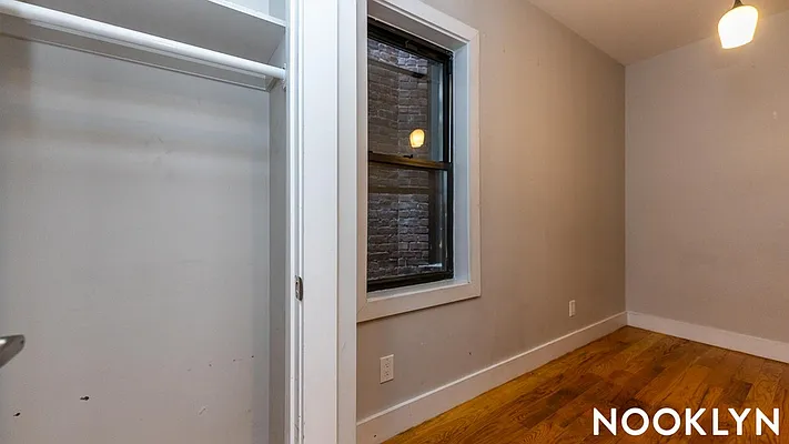 Rented by Nooklyn NYC LLC | media 13