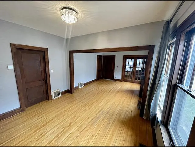 3 bed, 1450 sqft, $2,300 — Photo 4