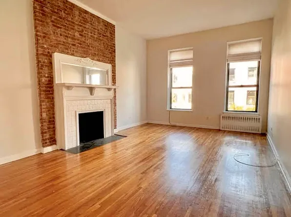 54 West 70th Street image 1 of 7