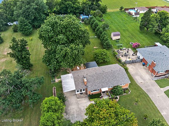 3rd image of 6716 Old Briscoe Ln