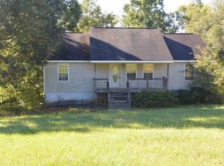 89 Happy Ln, Jackson, GA 30233